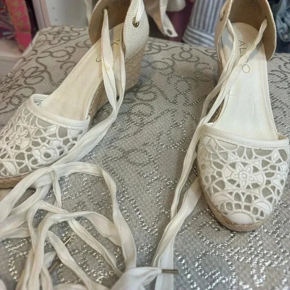 Also size 5 lace wrap up wedge espadrilles white - Picture 10 of 10